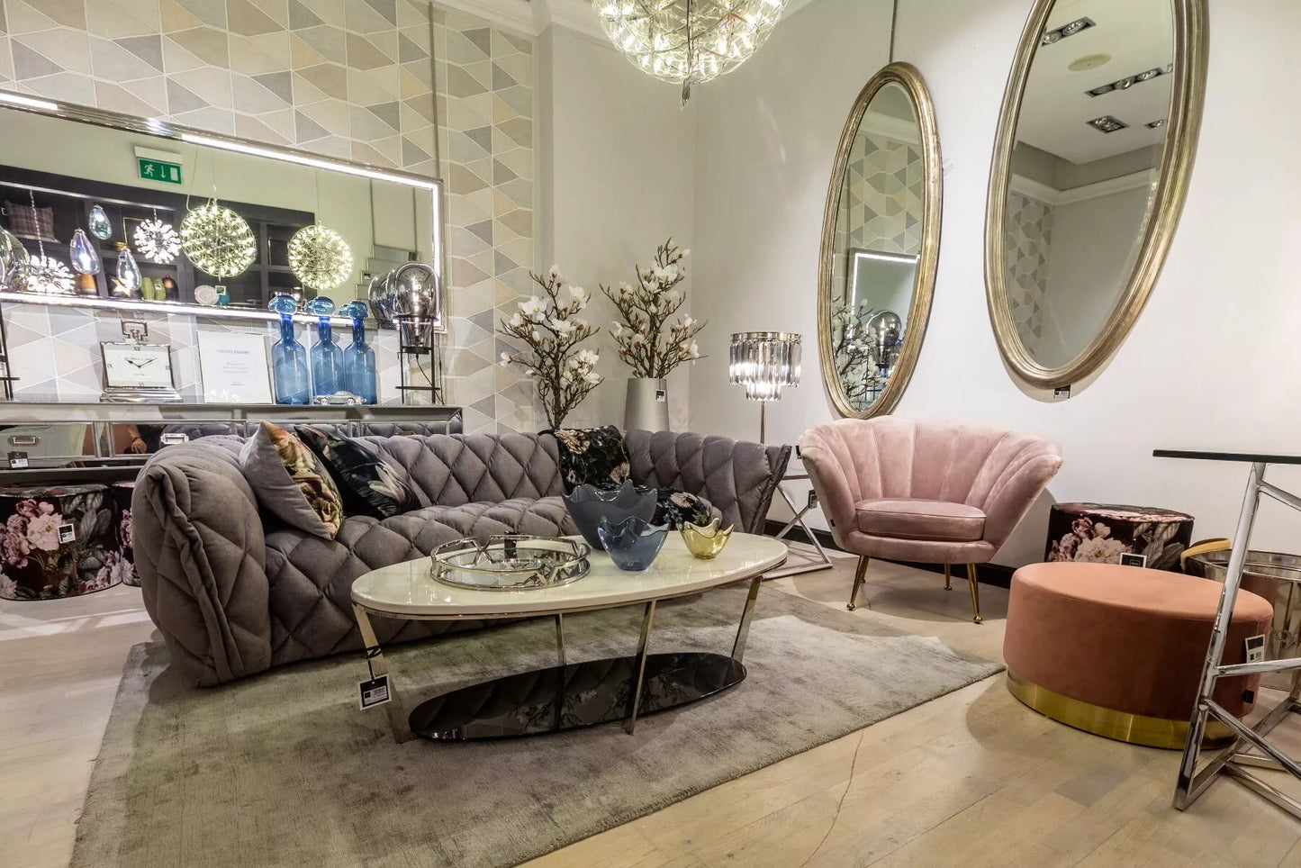 Kavos staliukas Empire