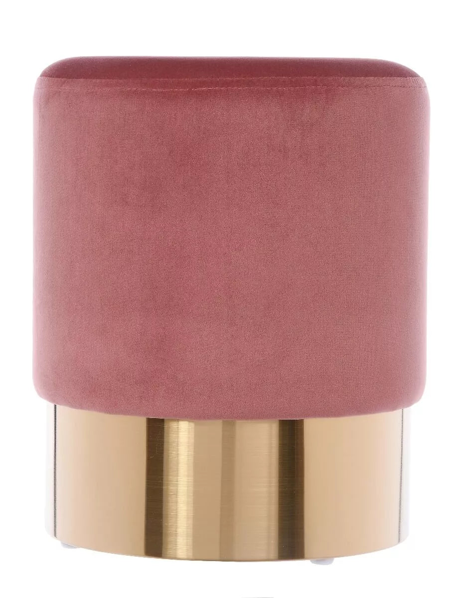 Pufas yra labai intriguojanti interjero detalė, kuri traukia akį