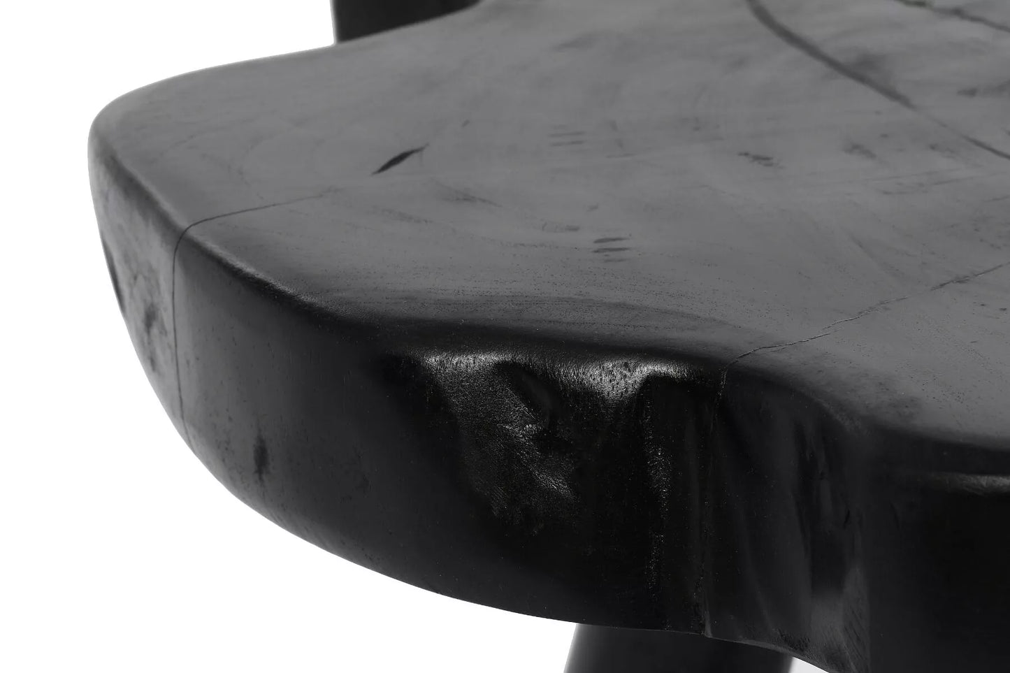 juodos spalvos kavos staliukas iš natūralaus tikmedžio