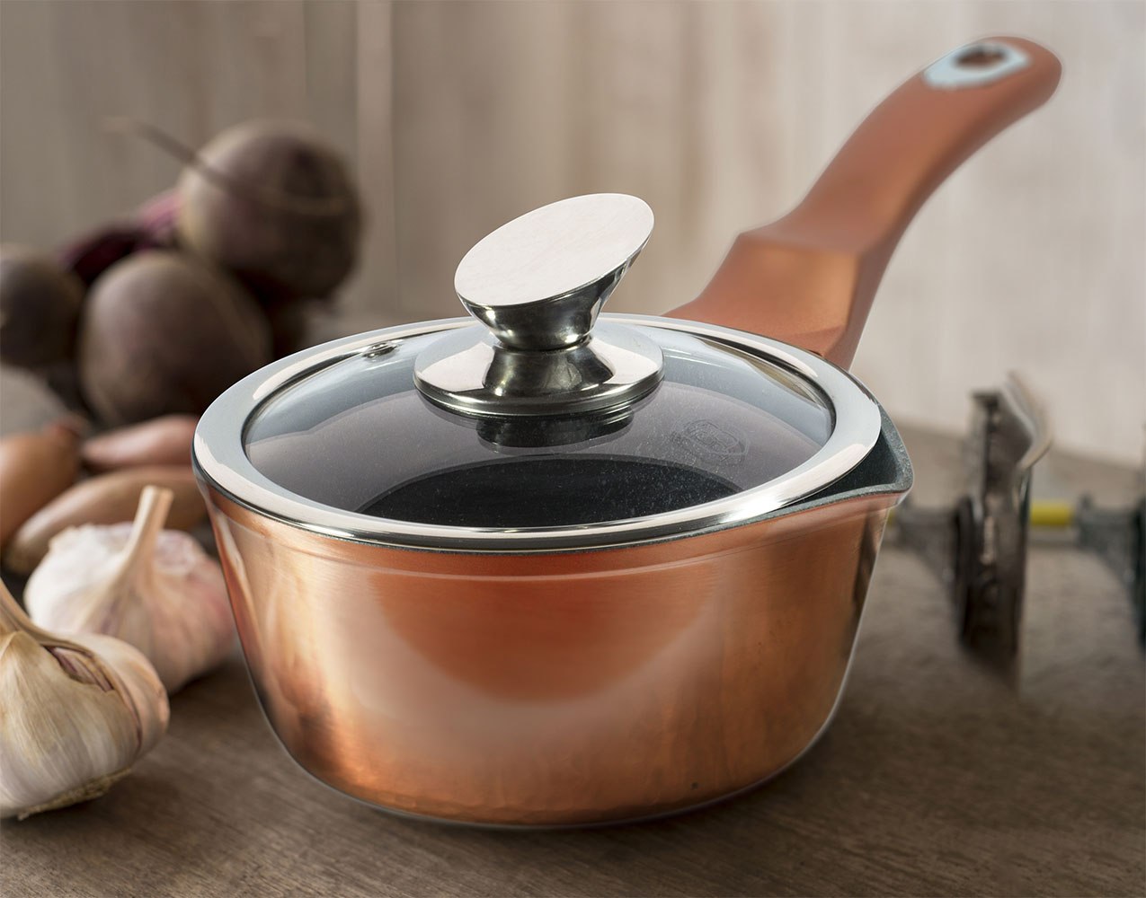 Puodų granito danga yra tefloninė danga